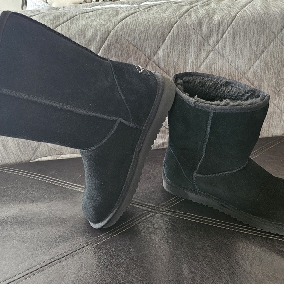 Koolaburra boots sz 8 - Picture 4 of 7